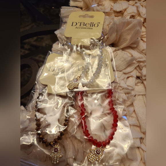 D'Bello Accessories - bracelets - Hand of Hamsa - Picture 5 of 7